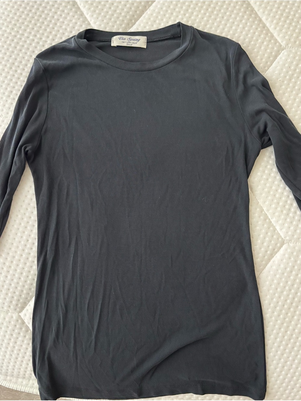 Women's Long-Sleeve Crew Neck Top — Charcoal (from Seoul)